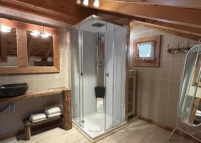 Hotel Letterario Locanda Collomb La Thuile