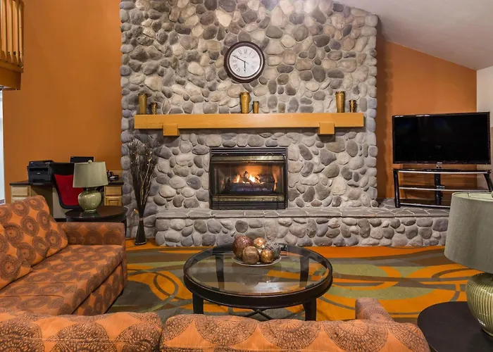 Ramada By Wyndham Platte City Kci Airport
