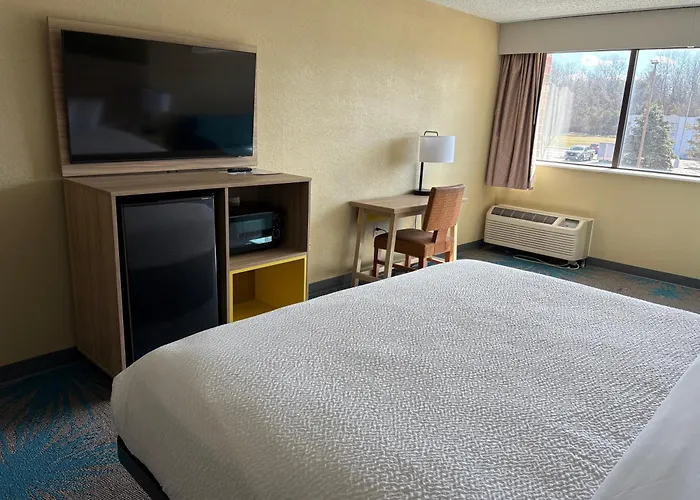 Falling Waters Hotels