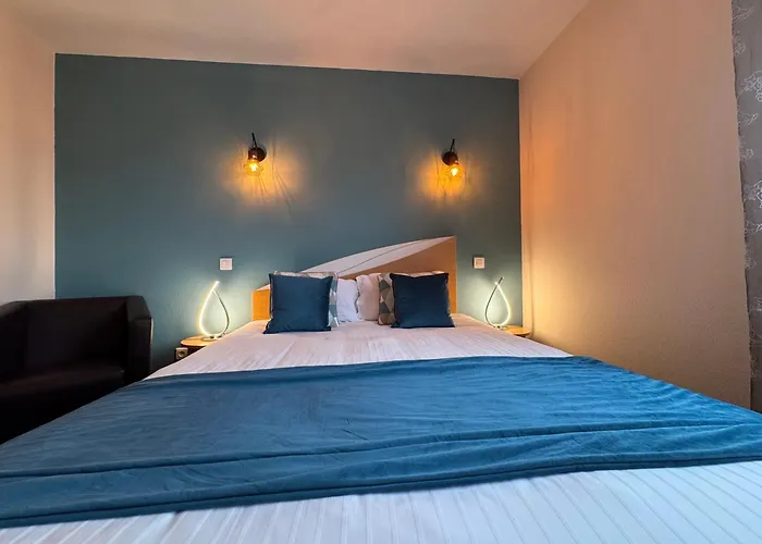 Hostellerie du Centrotel et Spa Bulles d'Allier Montmarault