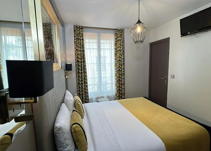 Pratic Hotel Parigi