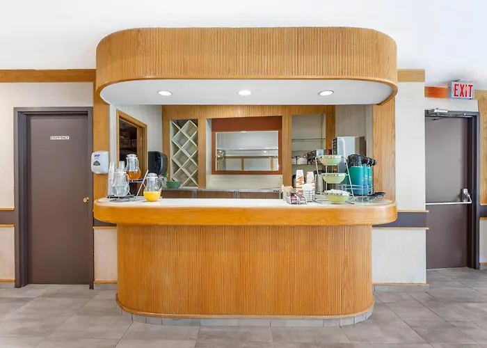 Quality Hotel Fallsview Cascade