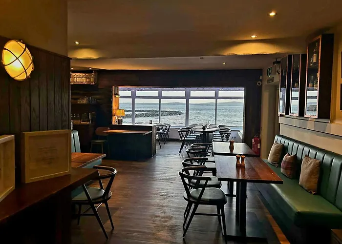 Hotels in Bowmore