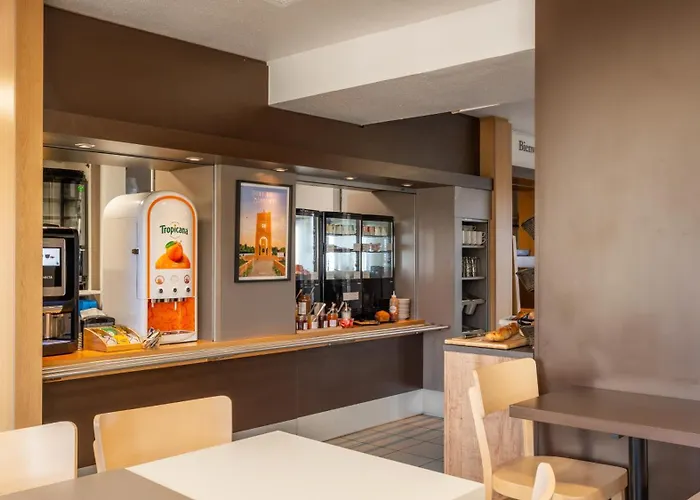 Lanester Hotels