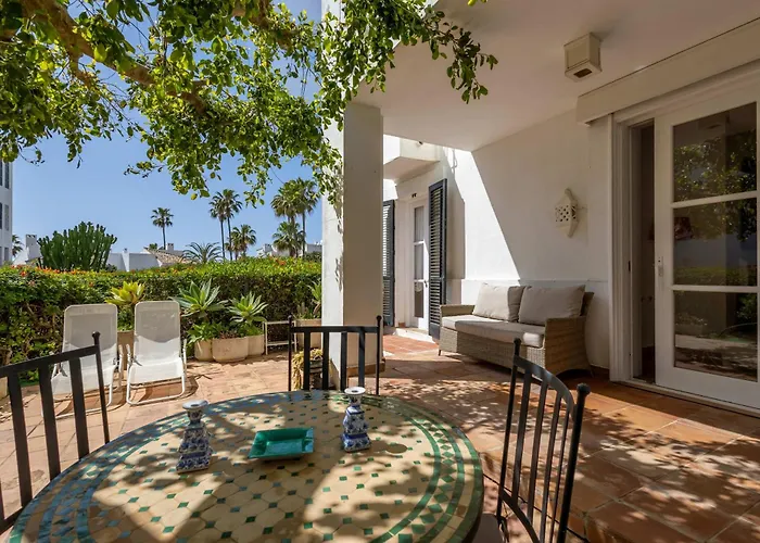 Jardines De Las Golondrinas Marbella