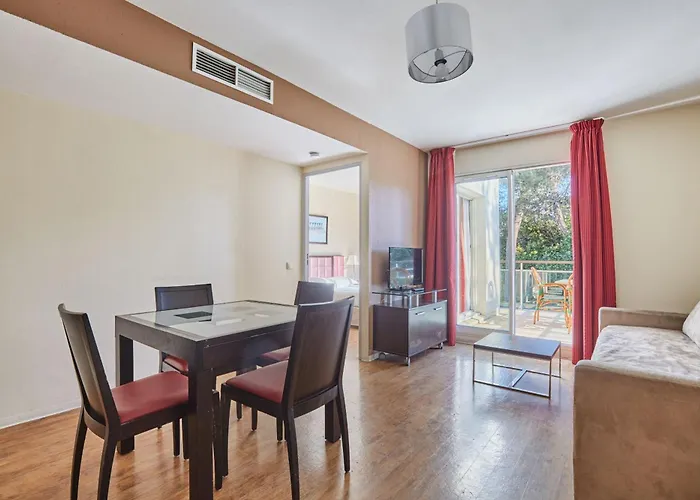 Appart'hôtel Odalys City - Antibes Olympe