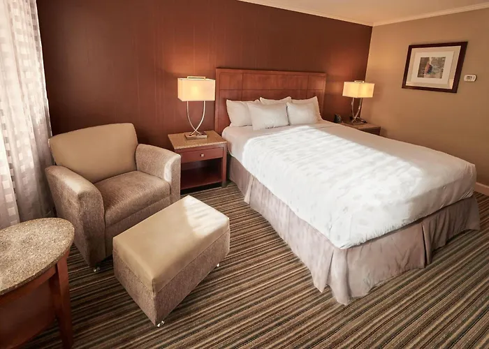 Doubletree By Hilton Akron Fairlawn