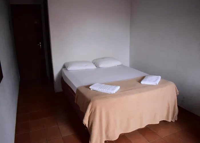 Hotel Imperador Caldas Novas - GO - Facil acesso aos parques aquaticos e polo gastronômico noturno