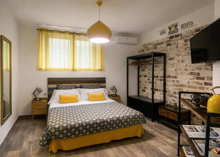 Hotel Industrial Chic House - Private Parking Orvieto