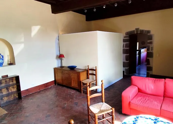 Chambres d'hôtes La Prévôté - Ancien couvent contre la Cathédrale