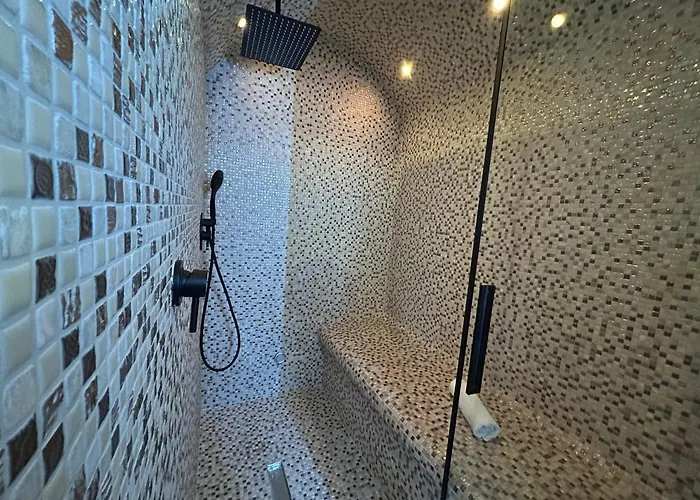 4 Star Suite Spa - Self Check-In