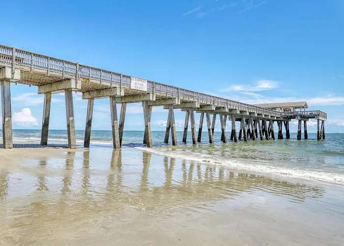Tybee Stars