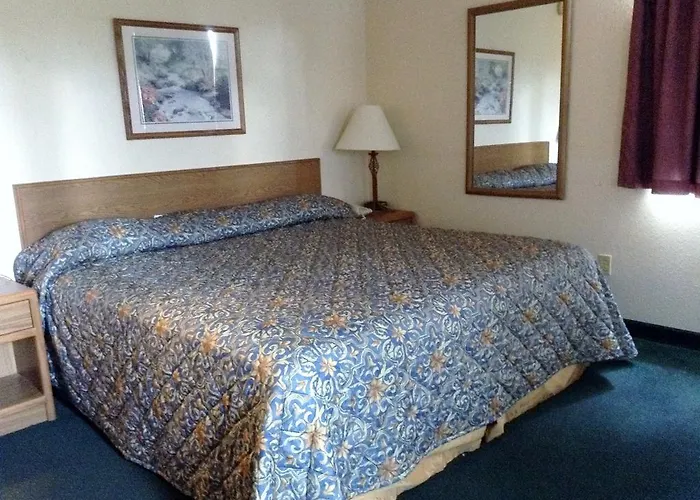 Hudsonville Hotels
