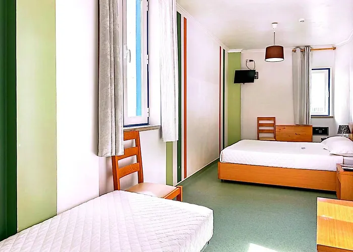 Weaa Hotel
