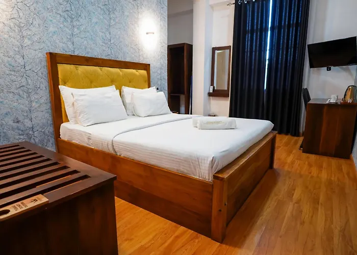 Crown Regency- Badulla