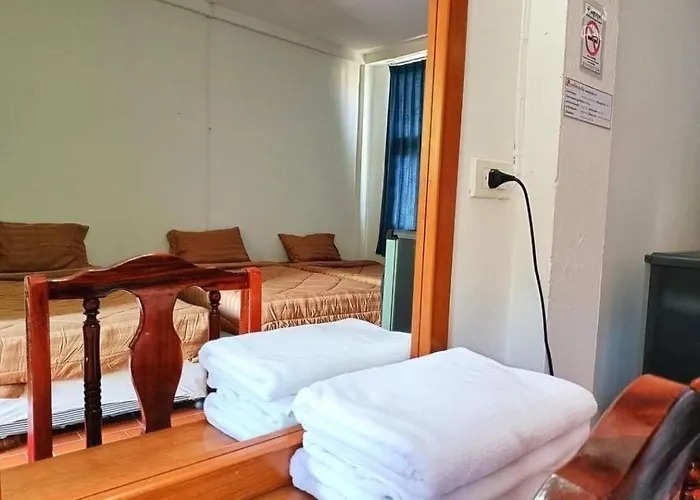 Piyaporn Hill Paradise Hotel