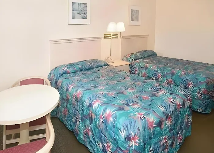 Econo Lodge Pearl - Jackson