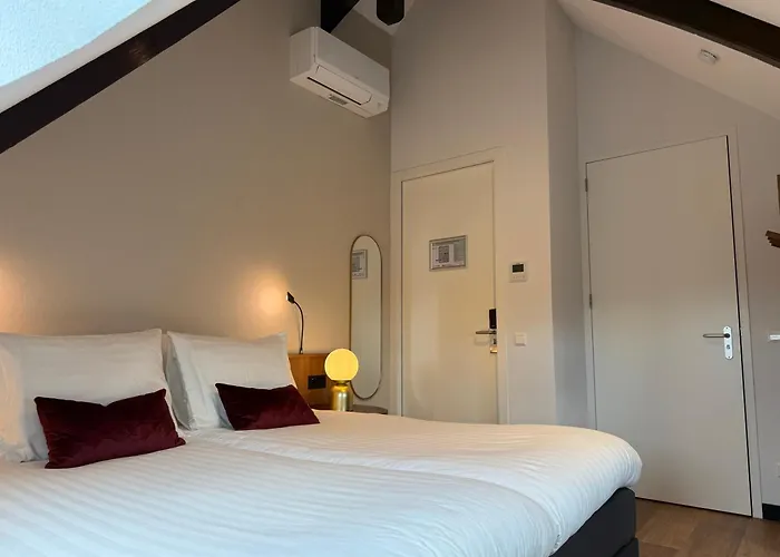 Hotels in Brouwershaven