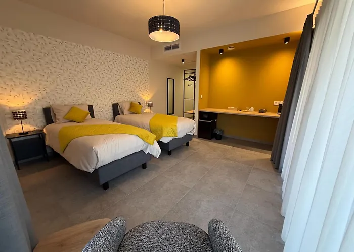 Hoteles en Dour