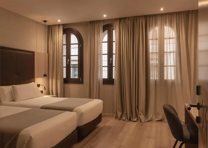 Gran Hotel Barcino 4 Estrellas Superior Barcelona