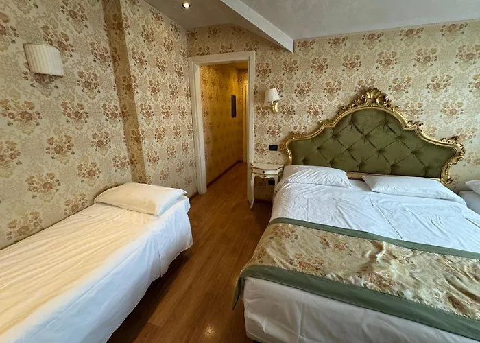 Hotel Tre Archi Venedig