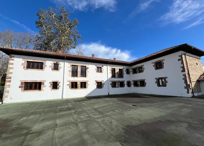 Hotel Santillana