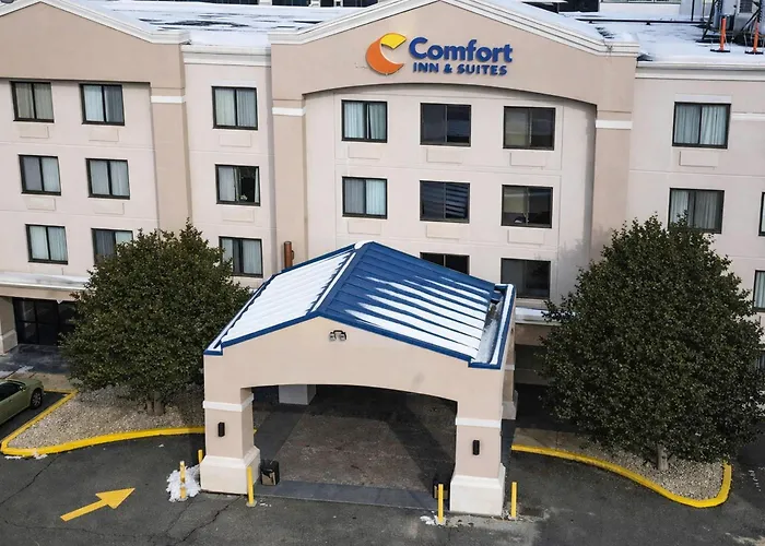 Comfort Inn & Suites Meriden East