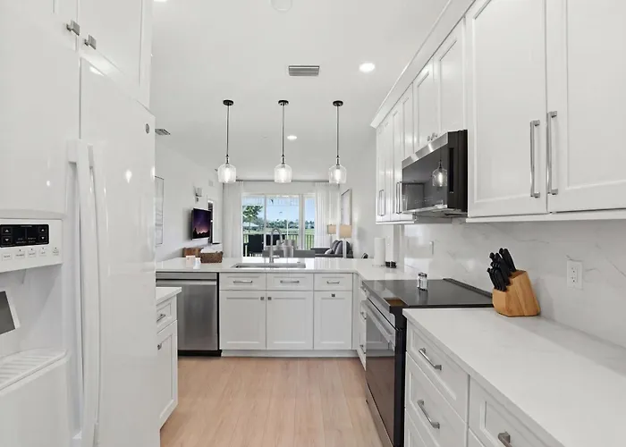 Greenlinks Golf Villas At Lely Resort Naples Manor