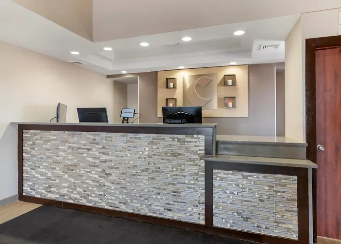 Comfort Inn Manchester Airport