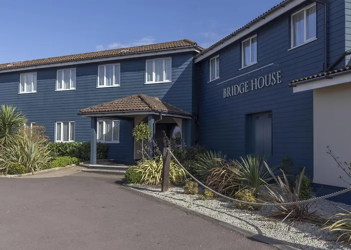 Ferndown Hotels