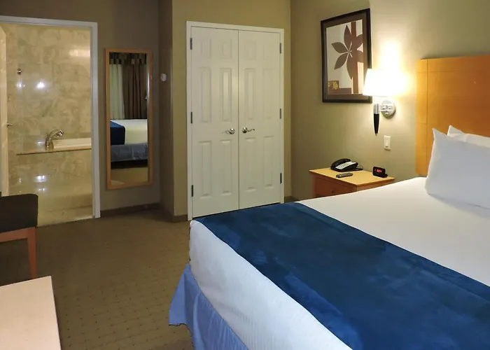 Marco Laguardia Hotel & Suites