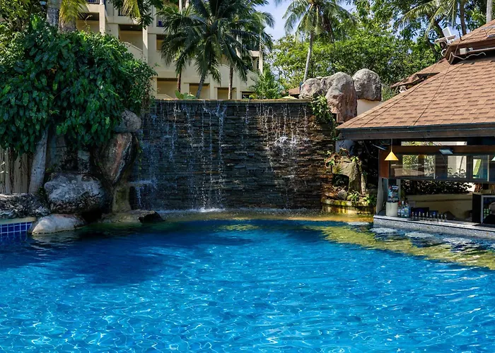 Horizon Karon Beach Resort & Spa