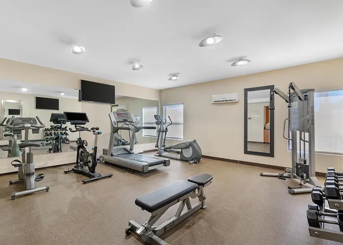 Best Western Plus Fresno Airport Hotel