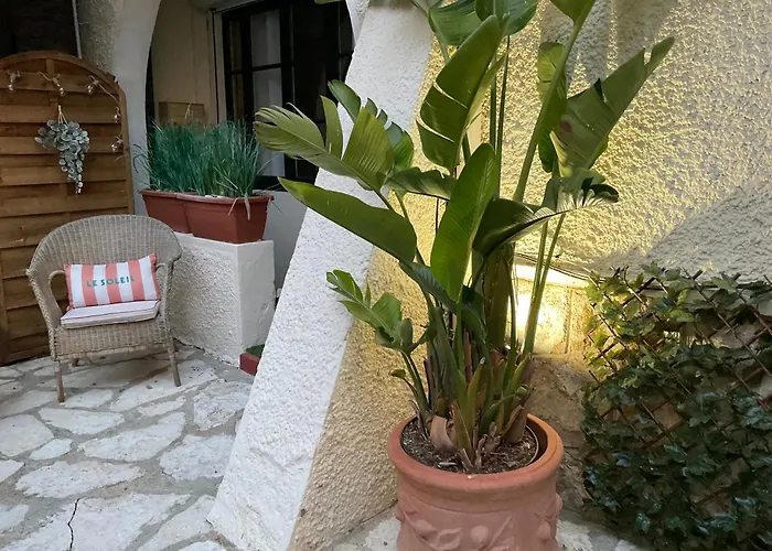Juan-les-Pins Hotels