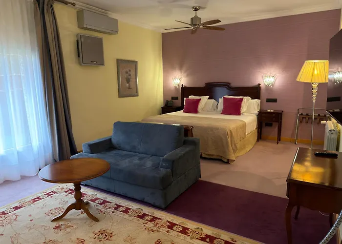 Los Cinco Enebros by Bossh! Hotels Robledo de Chavela