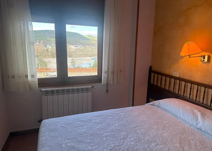Hostal Pirineos Ainsa