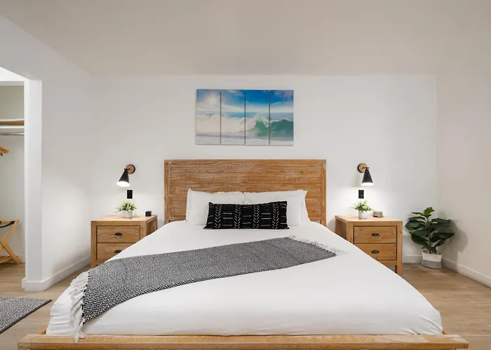 The Surfbreak Hotel