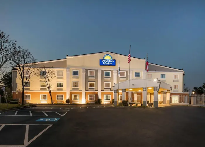 Days Inn & Suites By Wyndham Union City