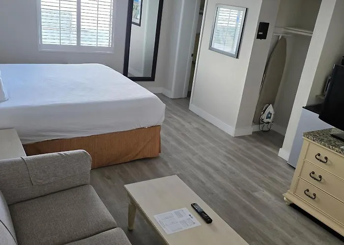 Best Western Ocean Sands Beach Resort