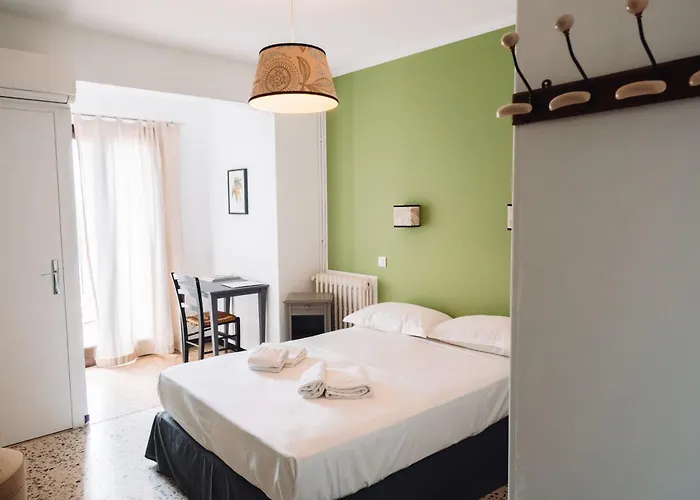 Linguizzetta Hotels
