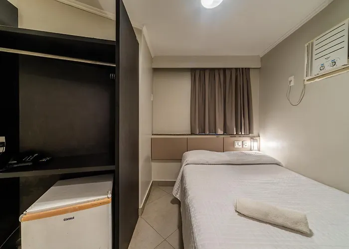 Minuano Hotel Express próx Orla Lago Guaíba, Mercado Público, 300 m Rodoviária Porto Alegre