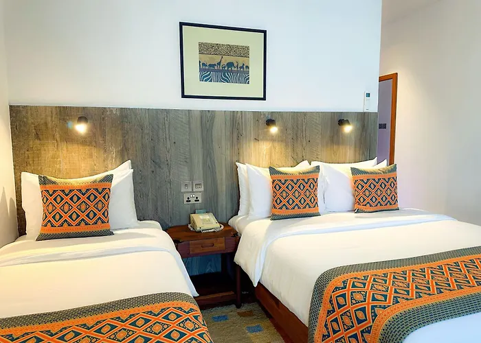 Travellers Beach Hotel & Spa