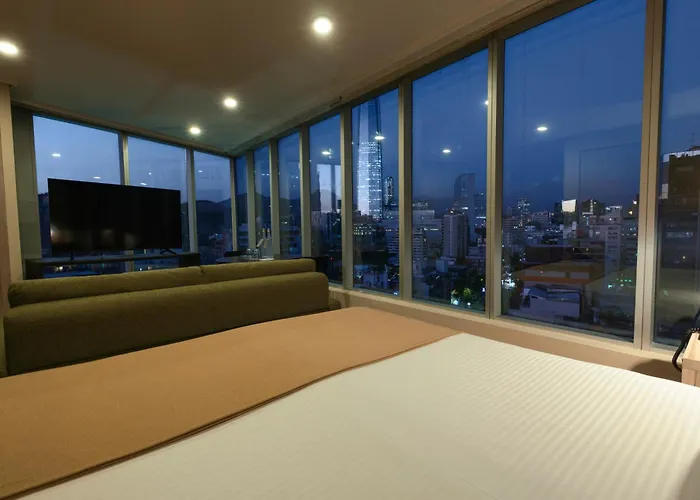 Hotel Terrado Lyon Santiago
