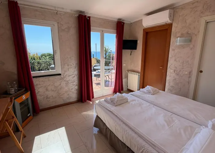 Hotel Villa Flora