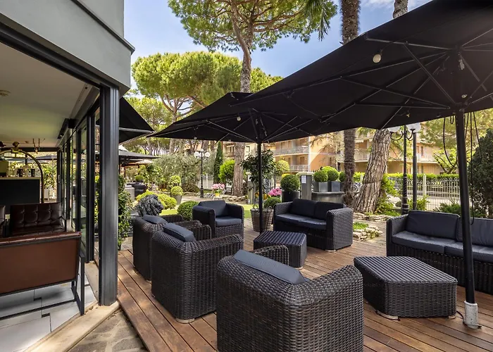 CASA MAJOR Hotel&Appartamenti CERVIA