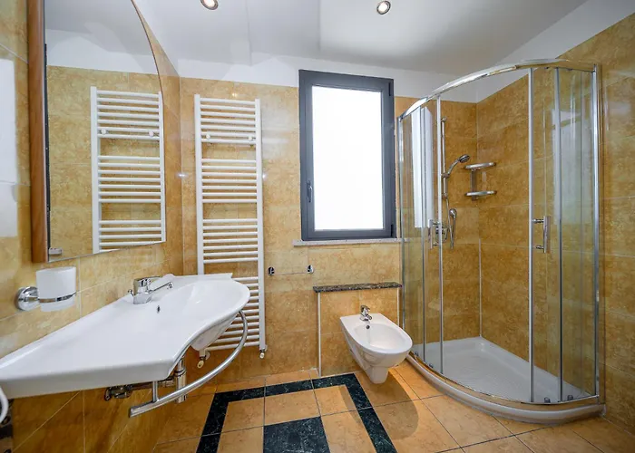 CASA MAJOR Hotel&Appartamenti CERVIA