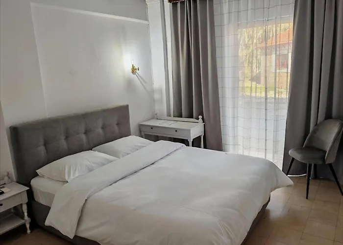 Hotels in Loutra Edipsou (Evia)