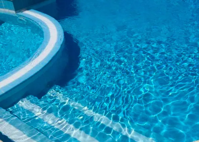 Peperosa Rooms And Events - Peaceful Countryside Escape With Pool, Private Parking, Just Minutes From The Sea, Anzio And Nettuno