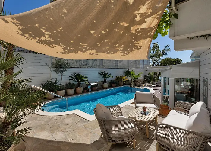 Hotels in Gradac (Split-Dalmatia)