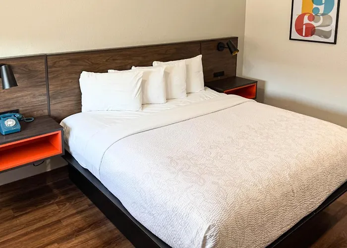 Motel 6 Classic Galveston, Tx Beach-Seawall